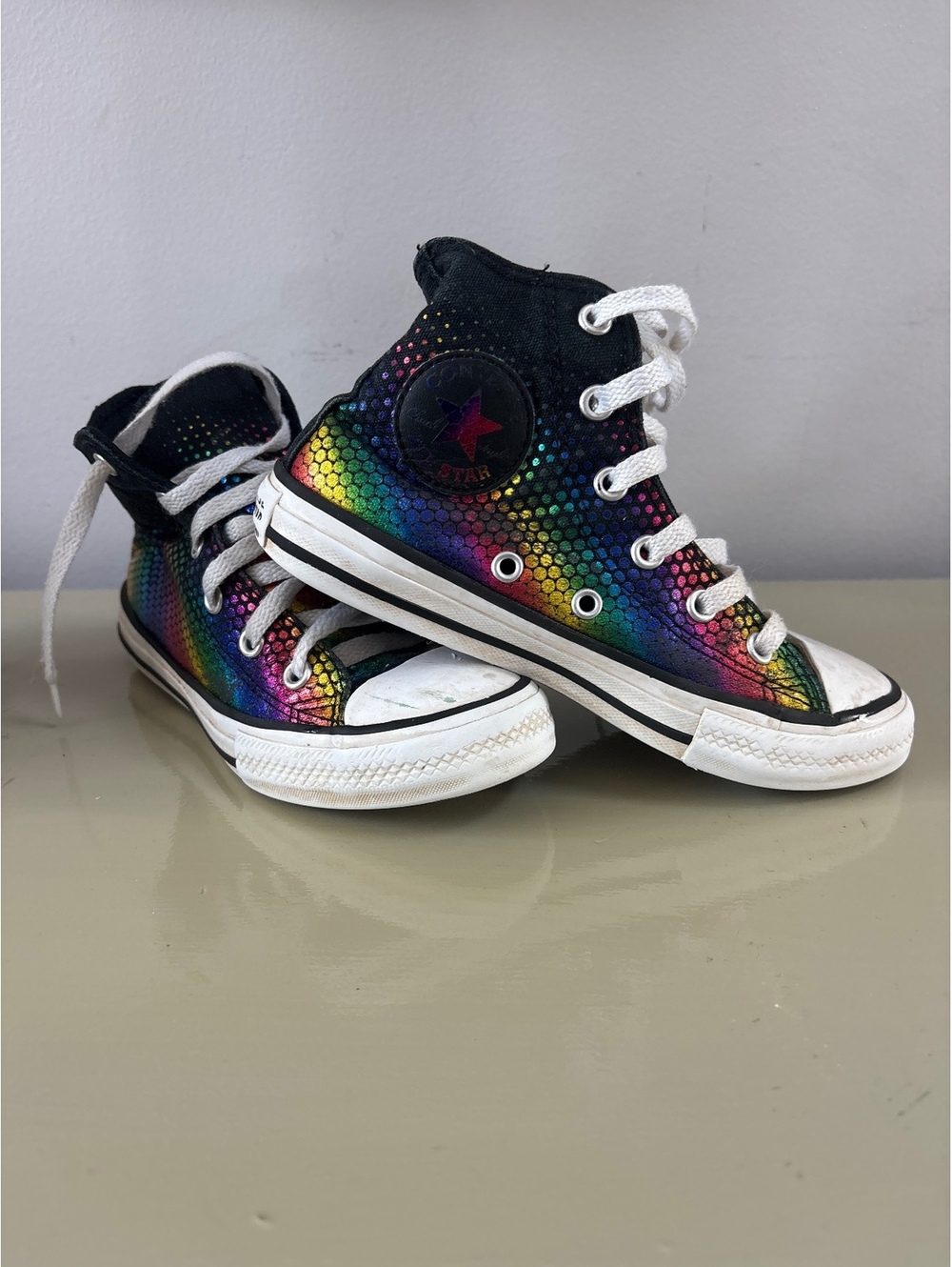 Converse All Star High Top Rainbow Hexagon Pattern Youth Sneakers Size 13